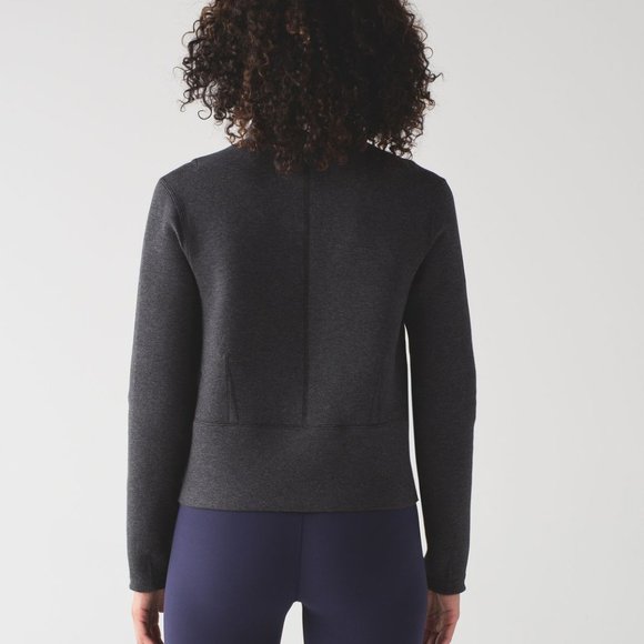 Lululemon City Bound Turtleneck - Size 8 - Picture 7 of 13
